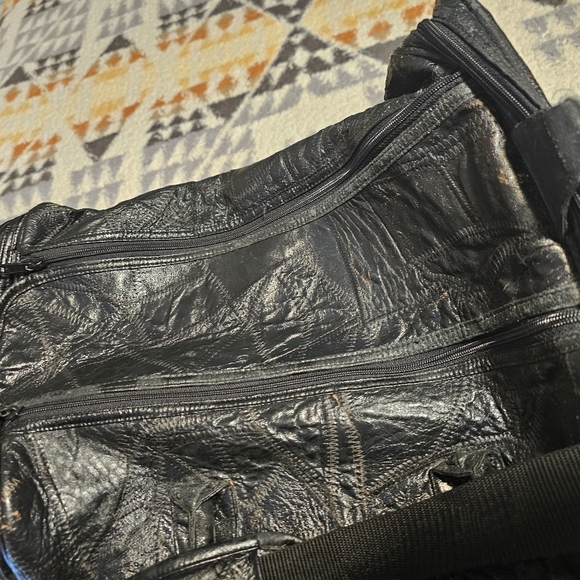 CLAIRE CHASE Black Patchwork Executive Leather Duffel Bag Weekender - Picture 10 of 13